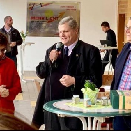 Größeres Bild ansehen